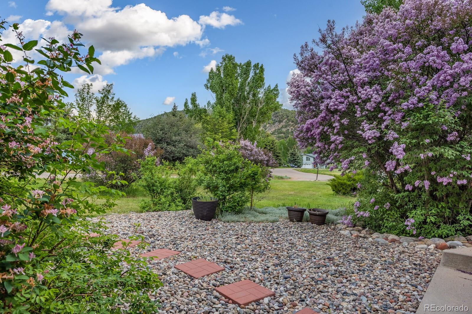 112 W Sunlight Court