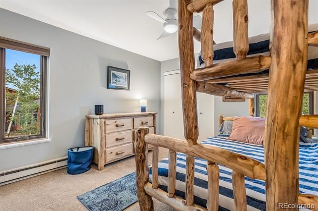 112 W Sunlight Court