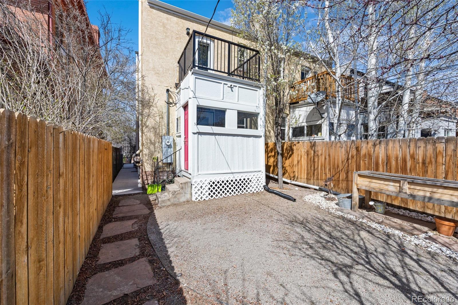 2442 N High Street