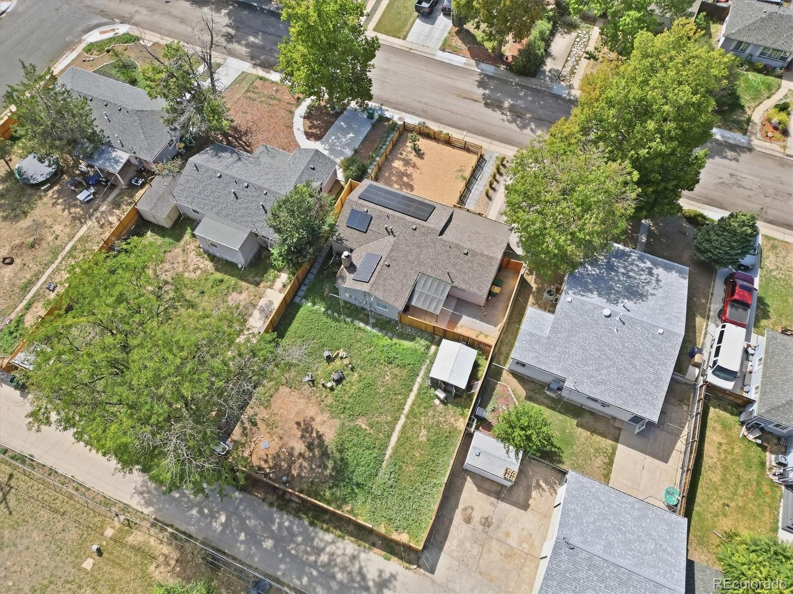 822 Geneva Street