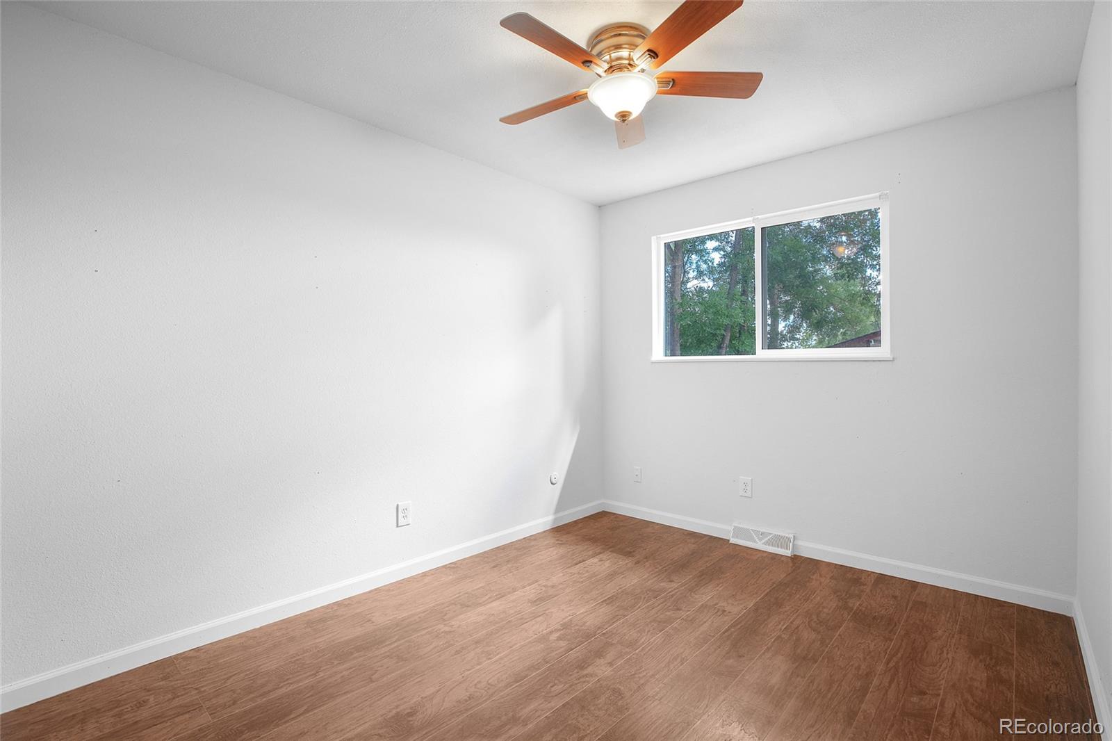 8630 W 88th Place
