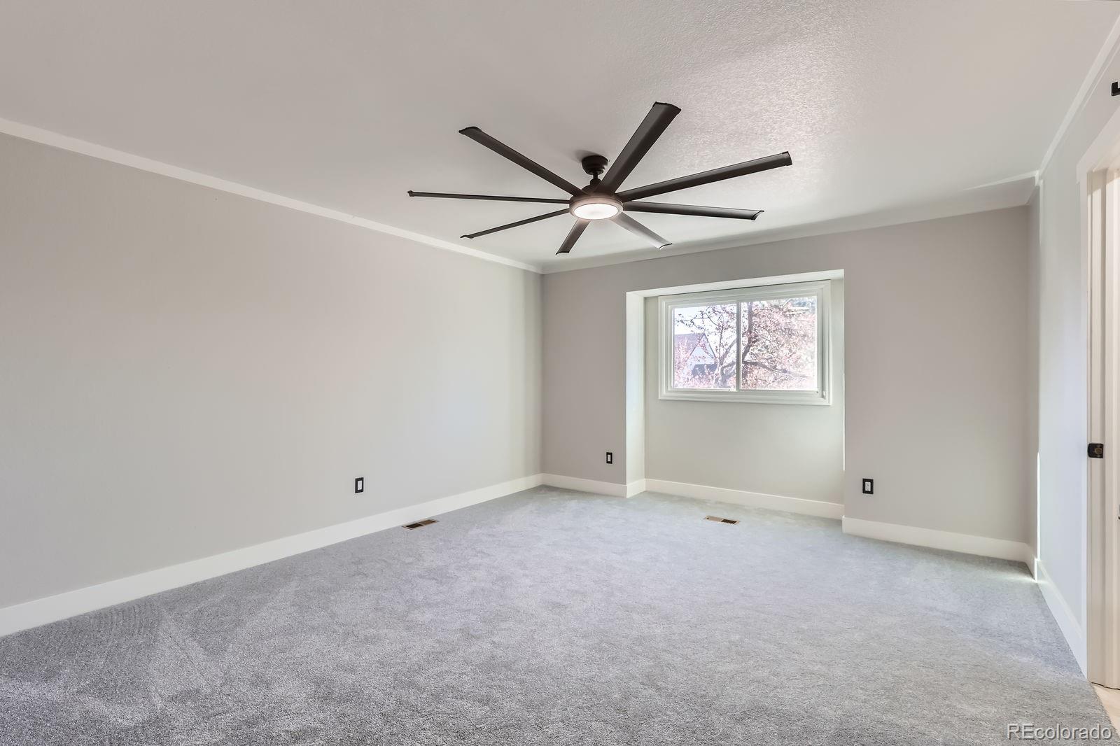 10587 W Chautauga Mountain