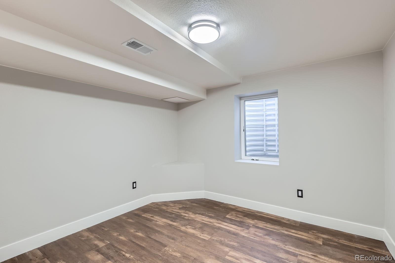 10587 W Chautauga Mountain