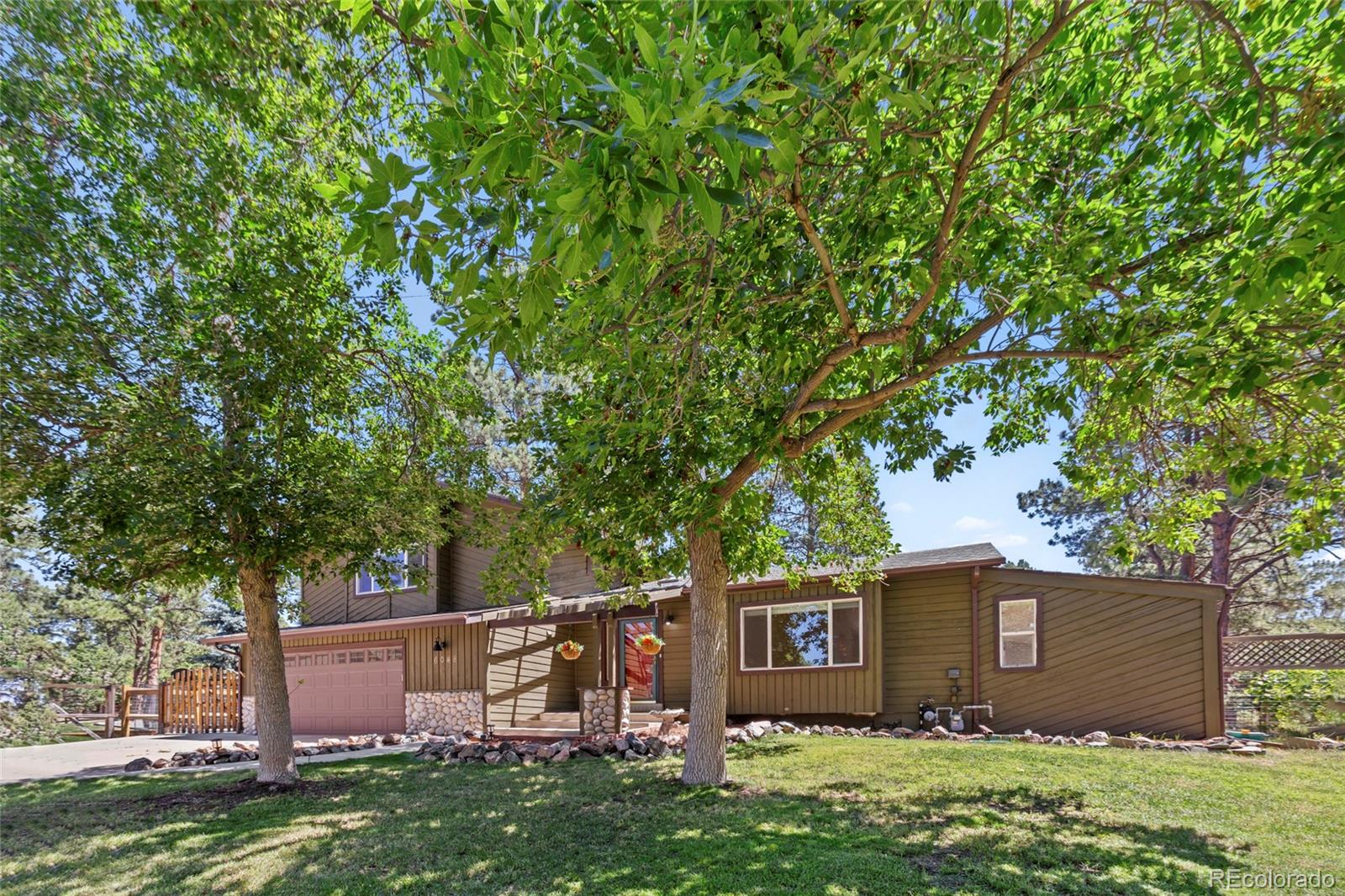 6048 Ponderosa Way