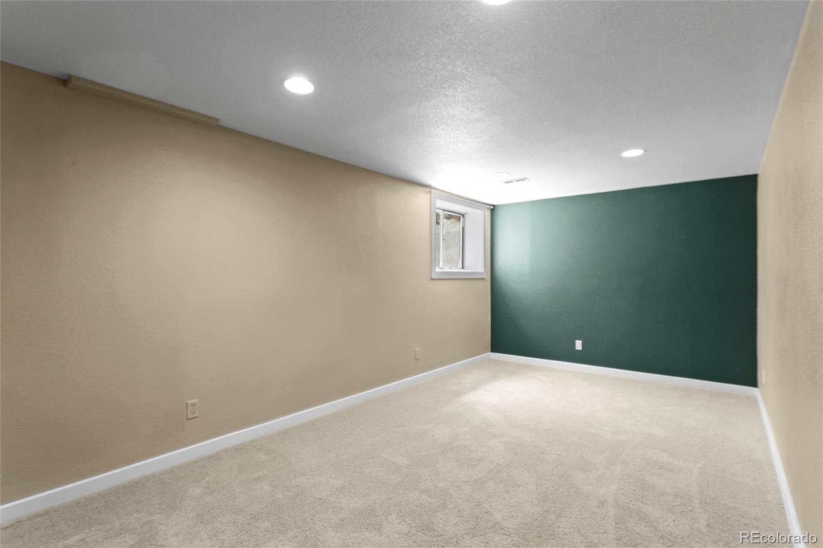 6048 Ponderosa Way