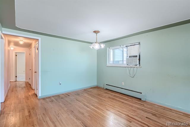 557 Oakland Court