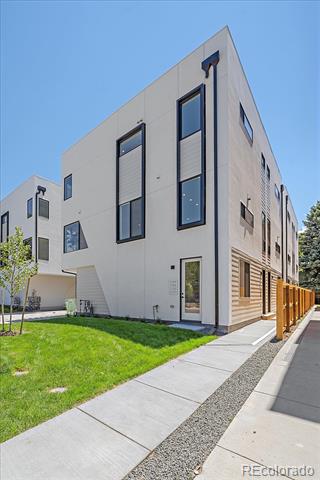 5098 E Donald