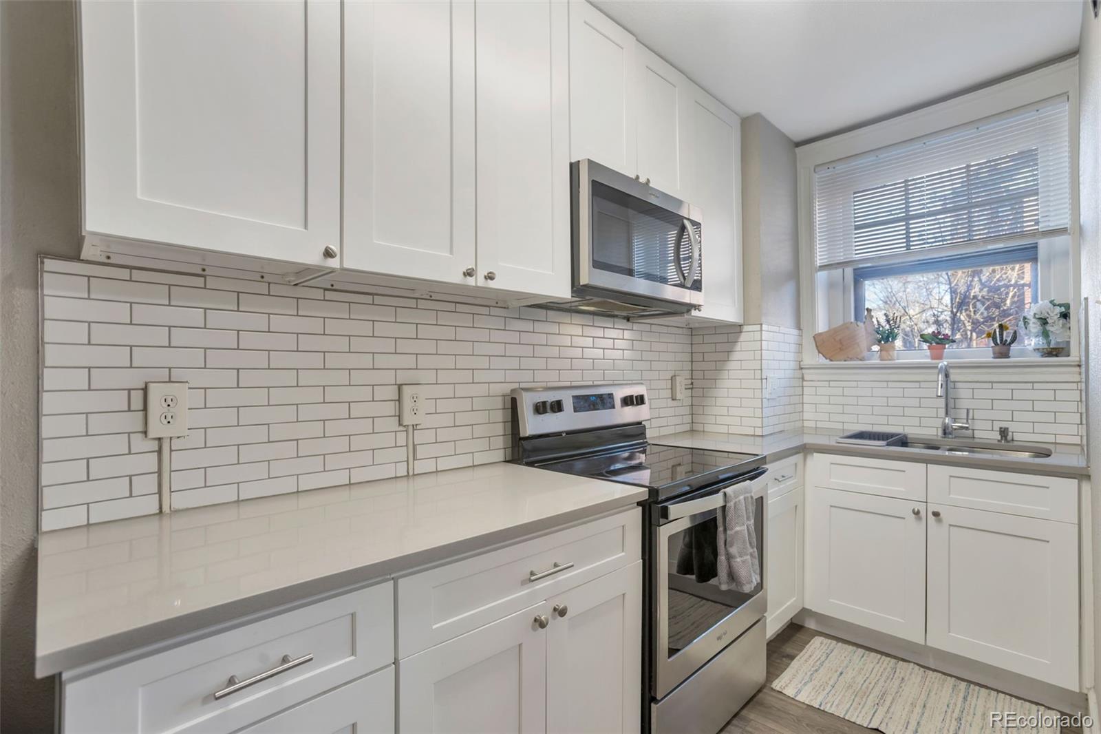 215 E 11th Avenue Unit: B4