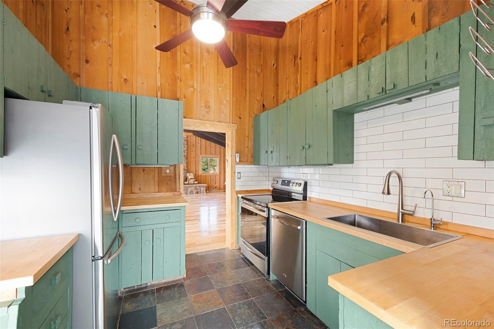 29845 Spruce Canyon Drive