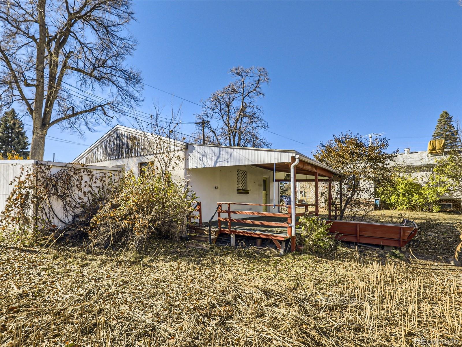1630 S Holly Street