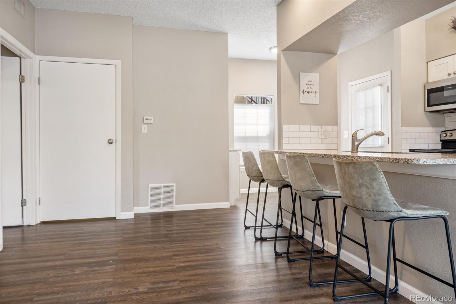 4760 S Wadsworth Boulevard Unit: B105