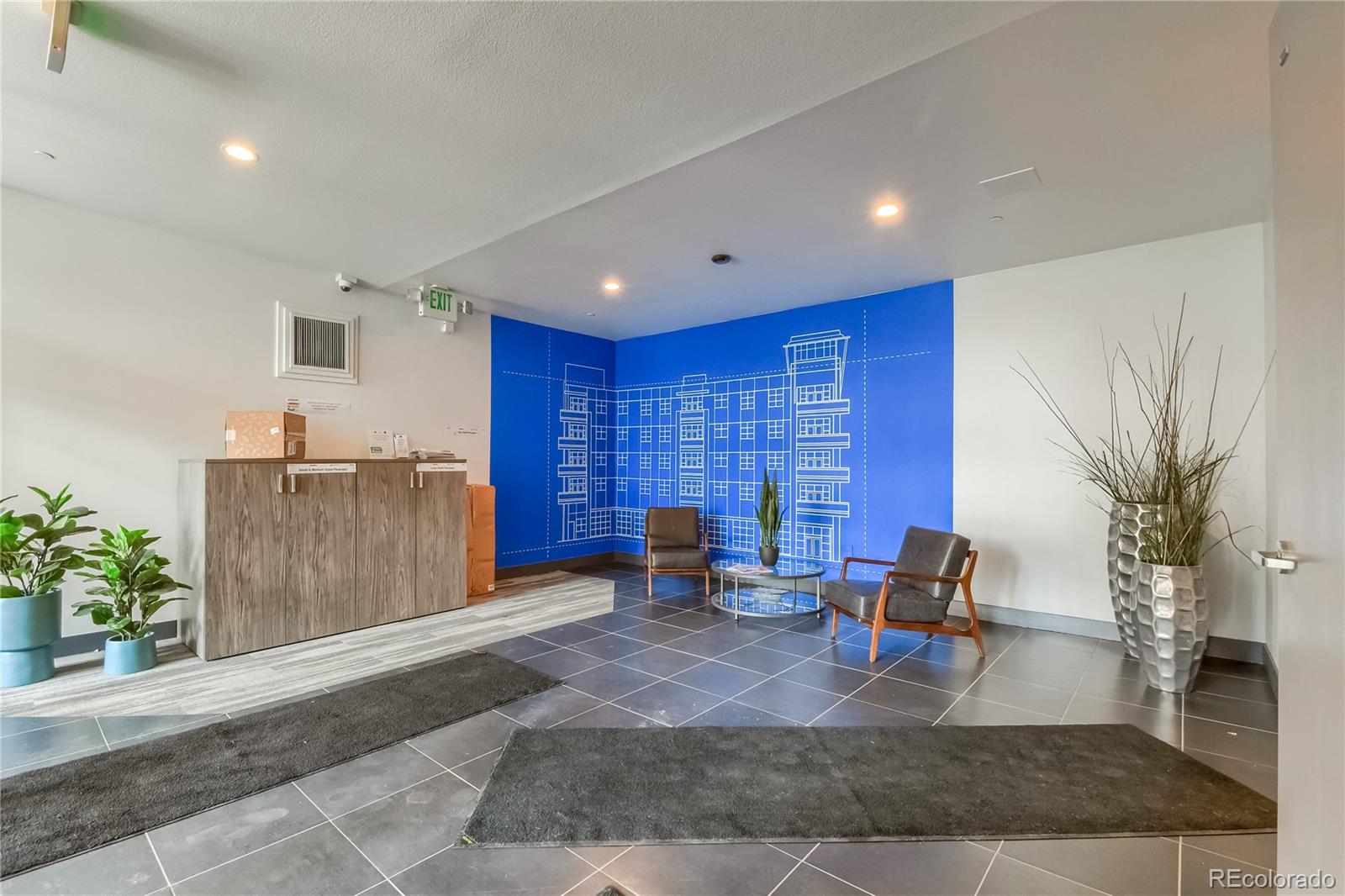 1488 Madison Street Unit: 404