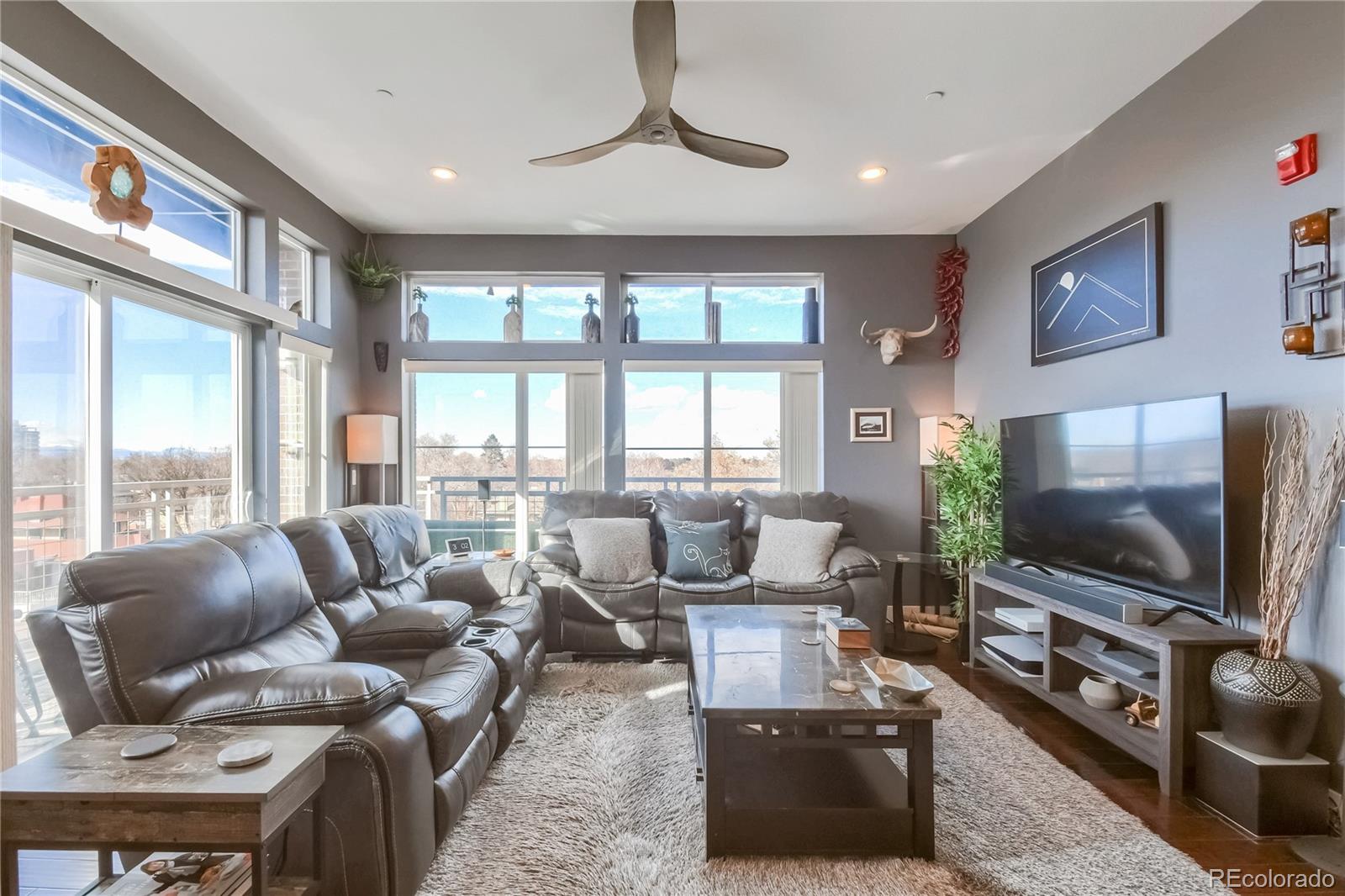 1488 Madison Street Unit: 404