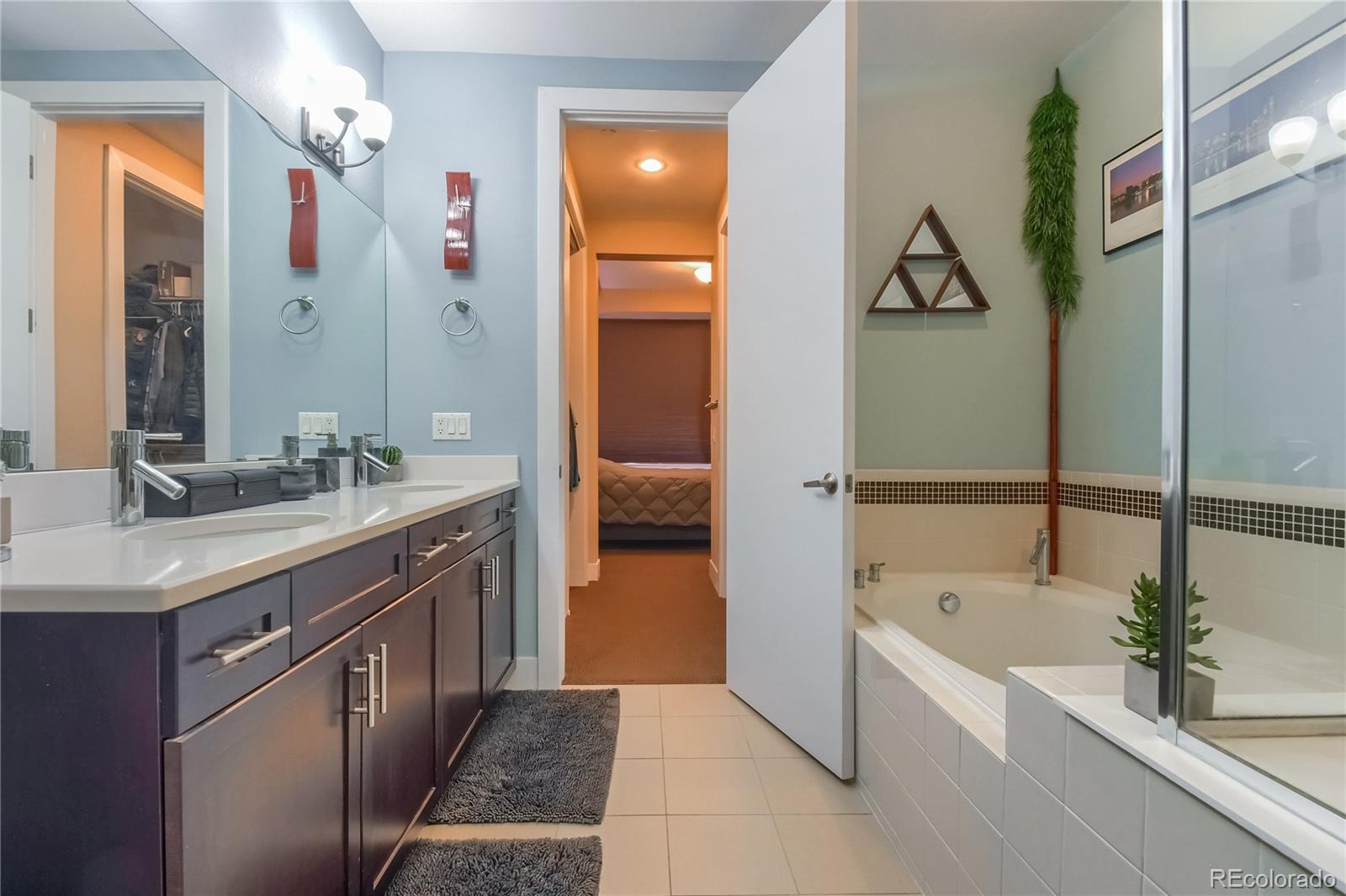 1488 Madison Street Unit: 404