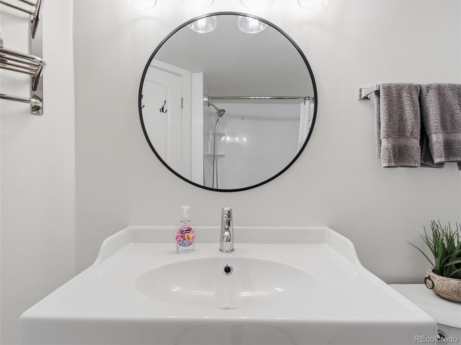 12484 W Nevada Place Unit: 105