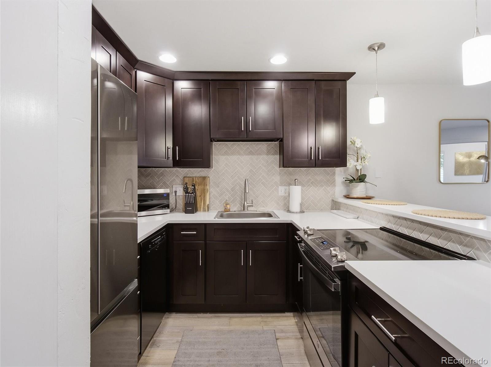 12484 W Nevada Place Unit: 105