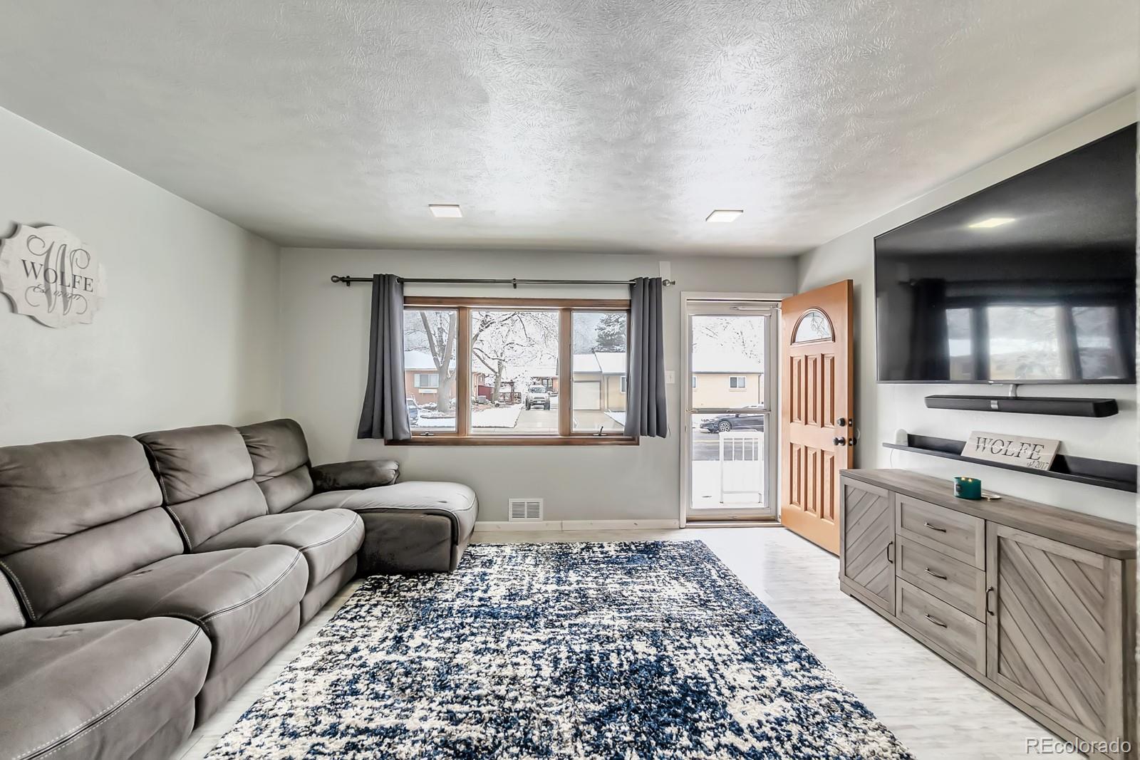 9663 Rensselaer Drive