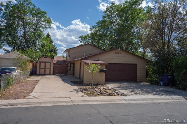 3220 W Nevada Place