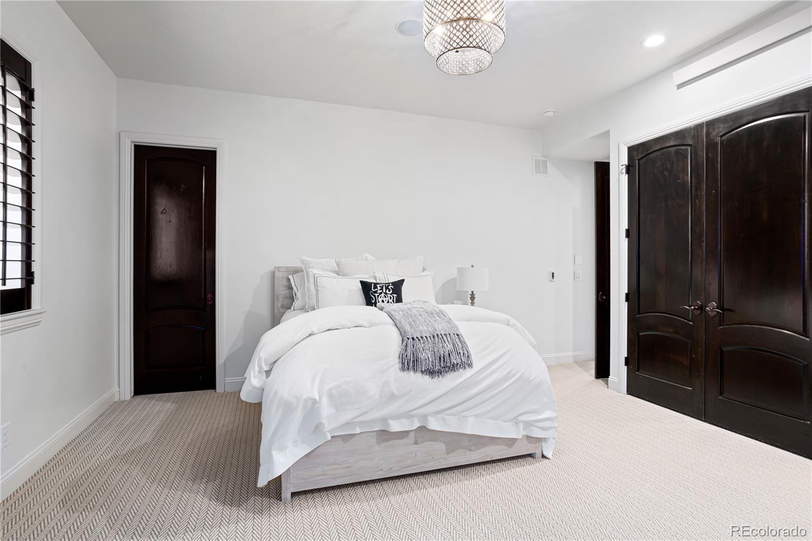 61 Sommerset Circle