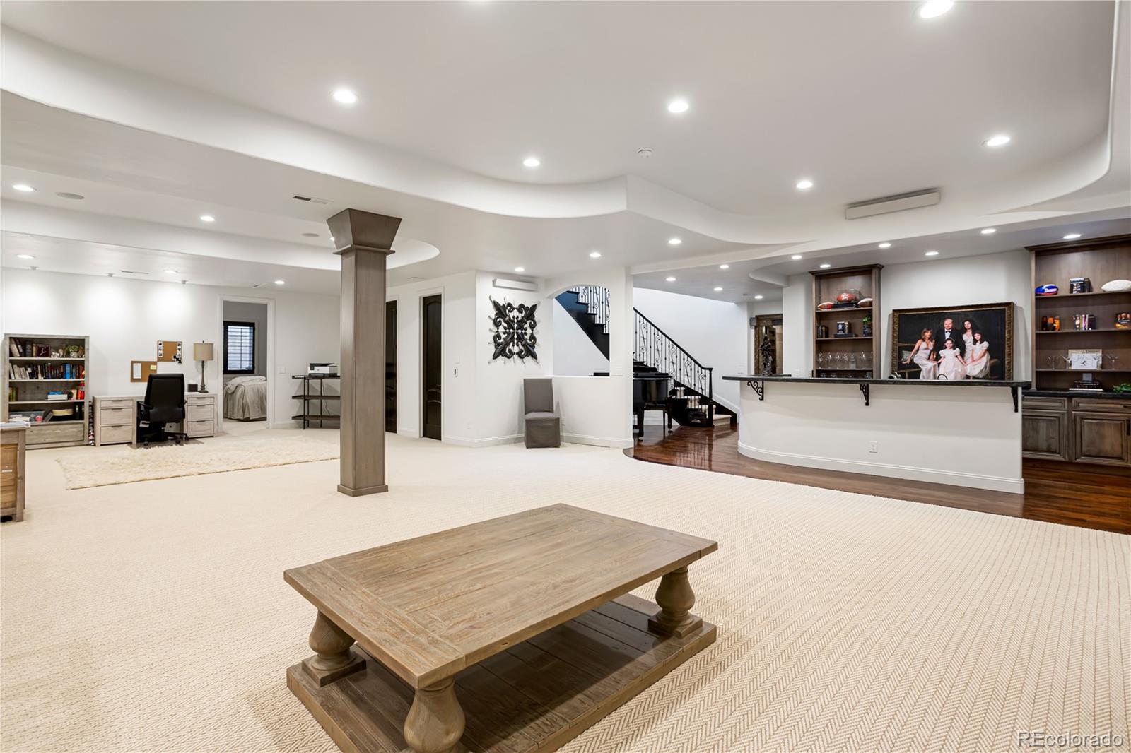 61 Sommerset Circle