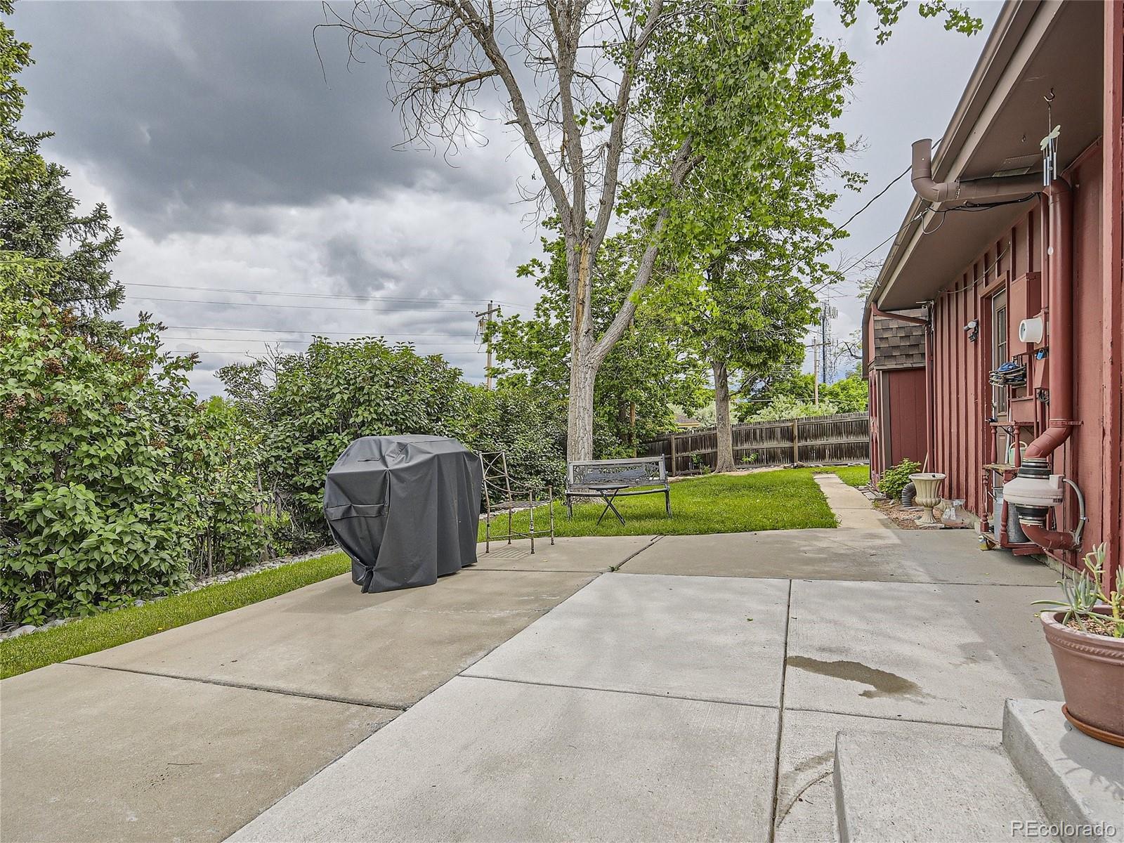 8956 W Colorado Place