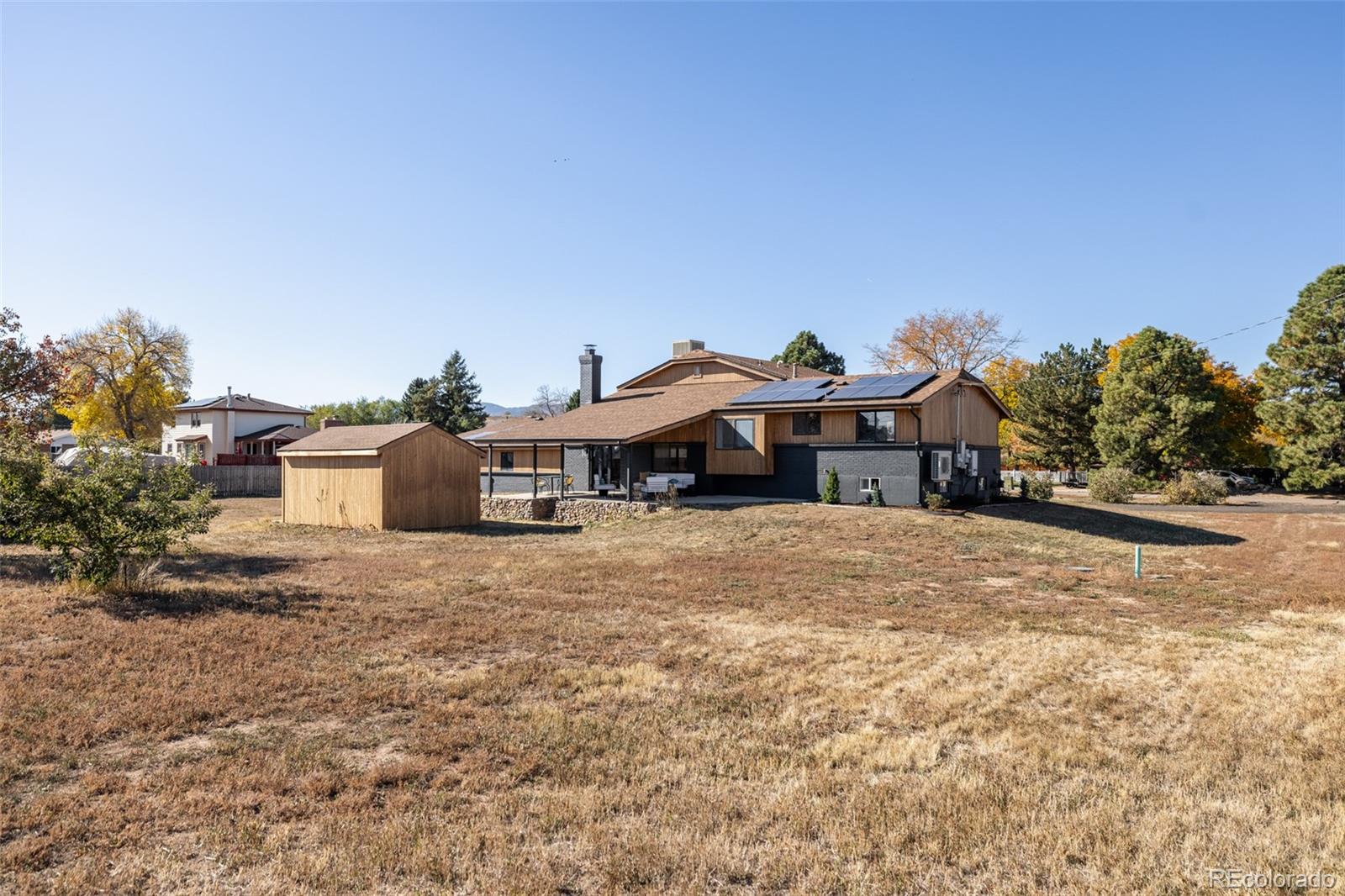 3380 S Oak Court