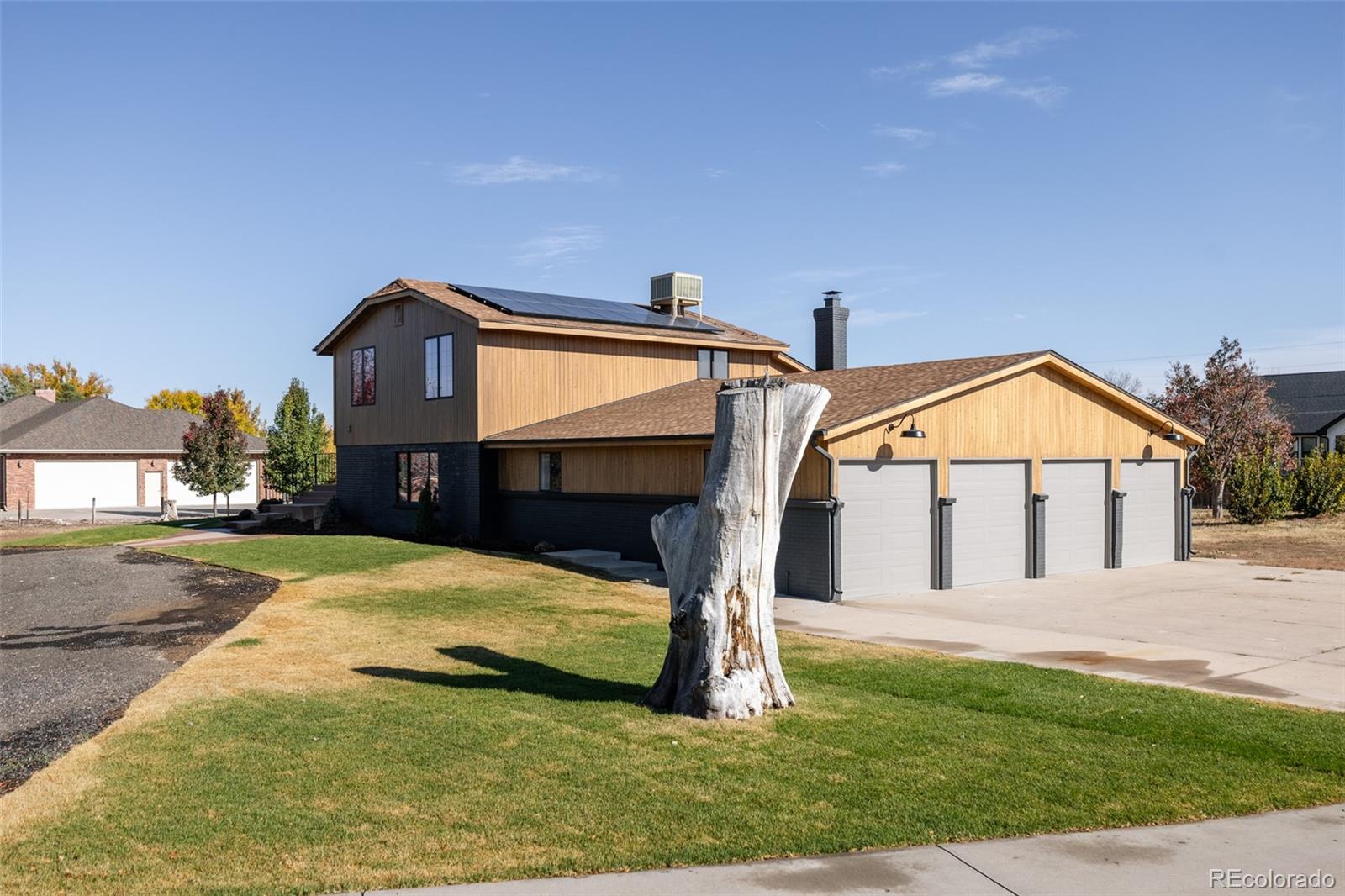 3380 S Oak Court