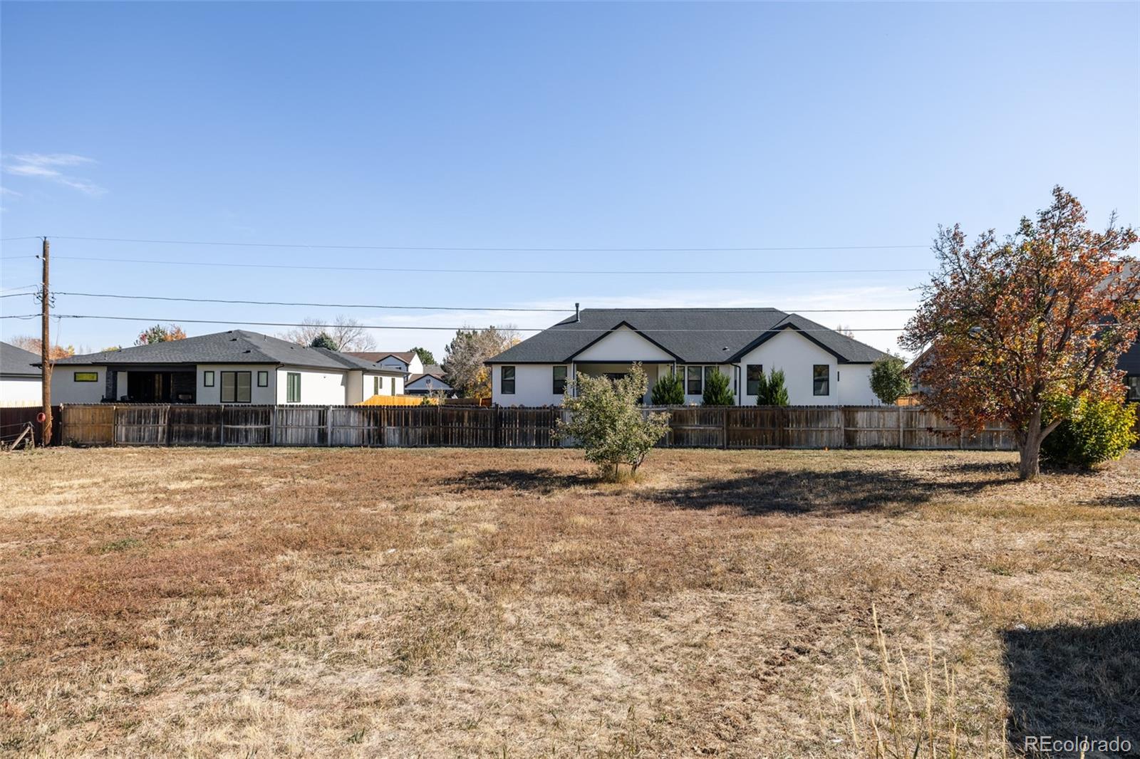 3380 S Oak Court