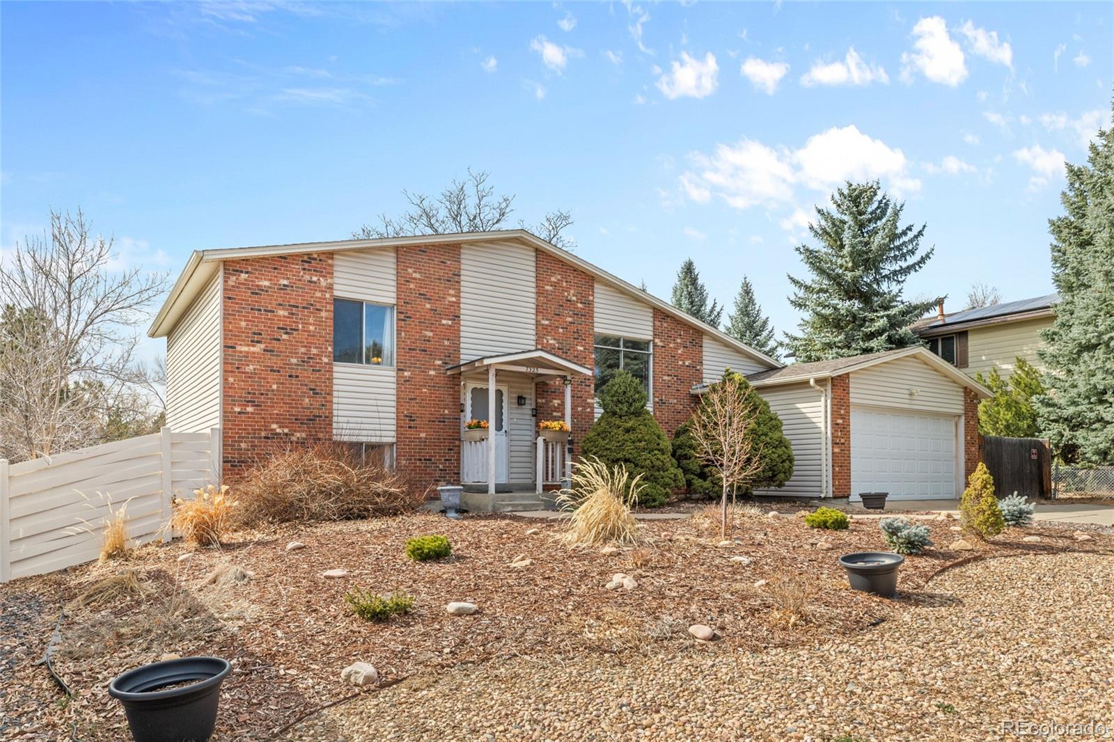 7325 Taft Court