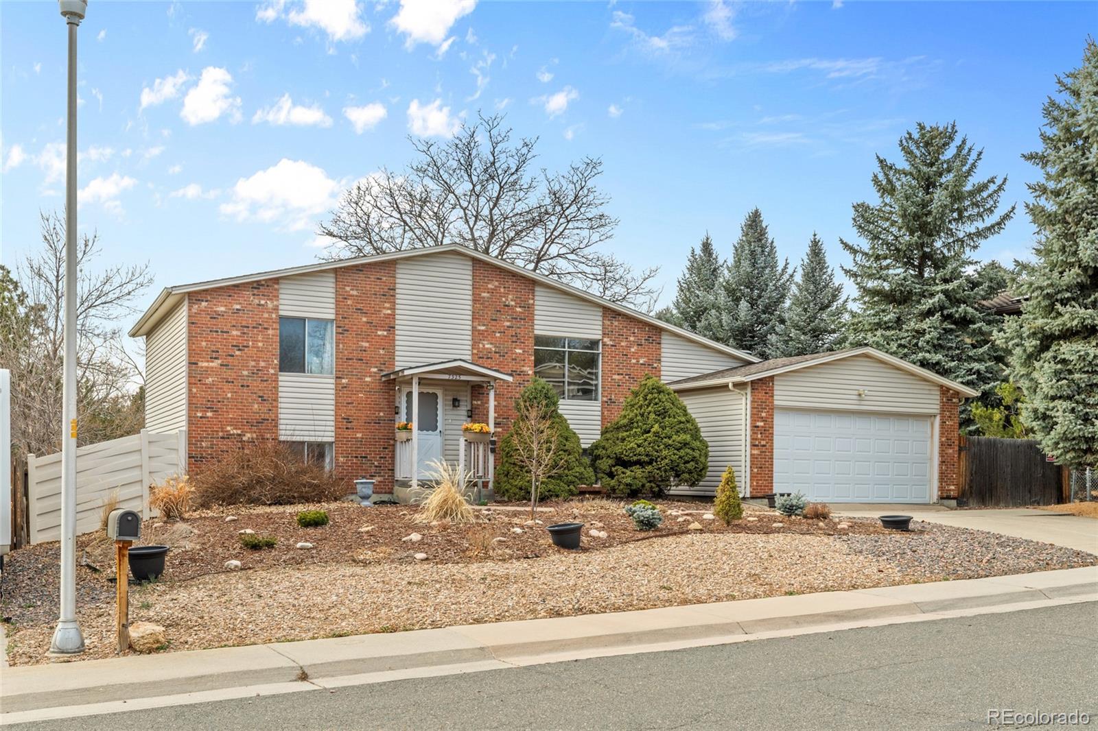 7325 Taft Court