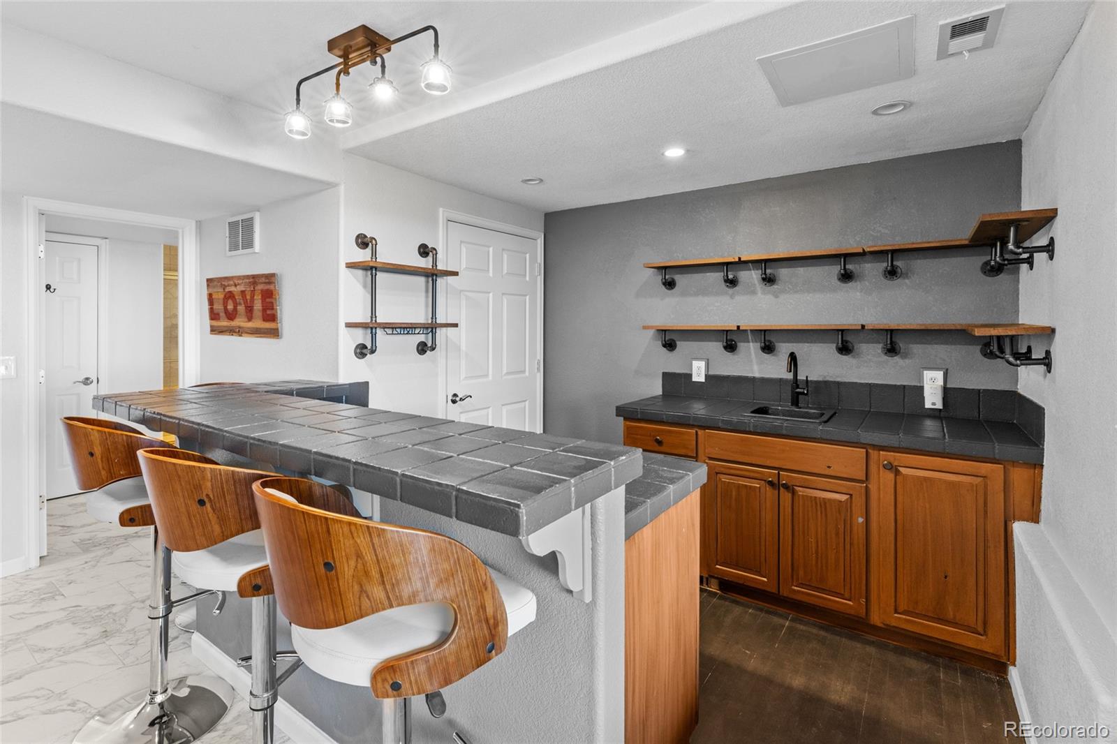 17076 W 71st Place