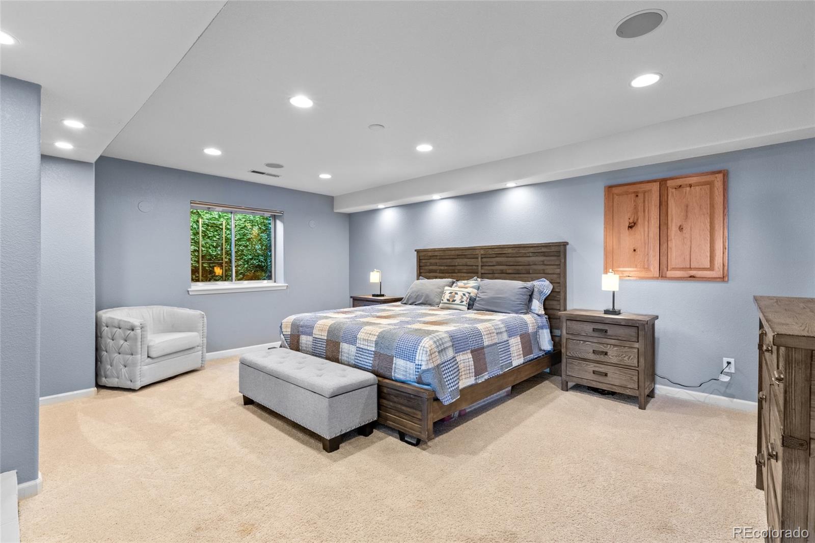 17076 W 71st Place
