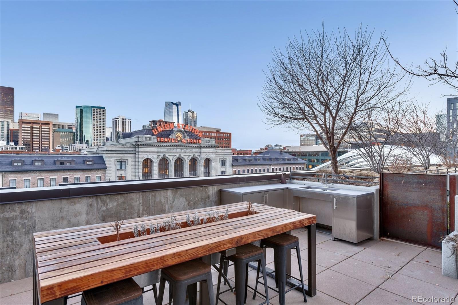 1750 Wewatta Street Unit: 1136