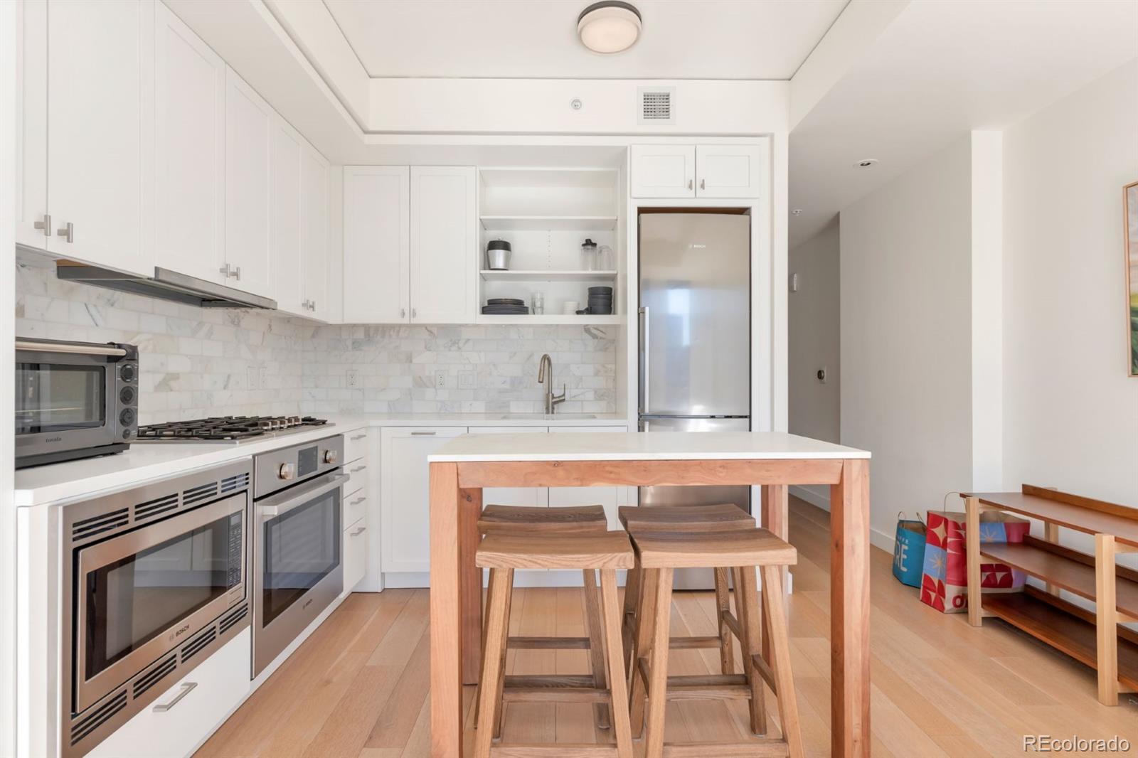 1750 Wewatta Street Unit: 1136