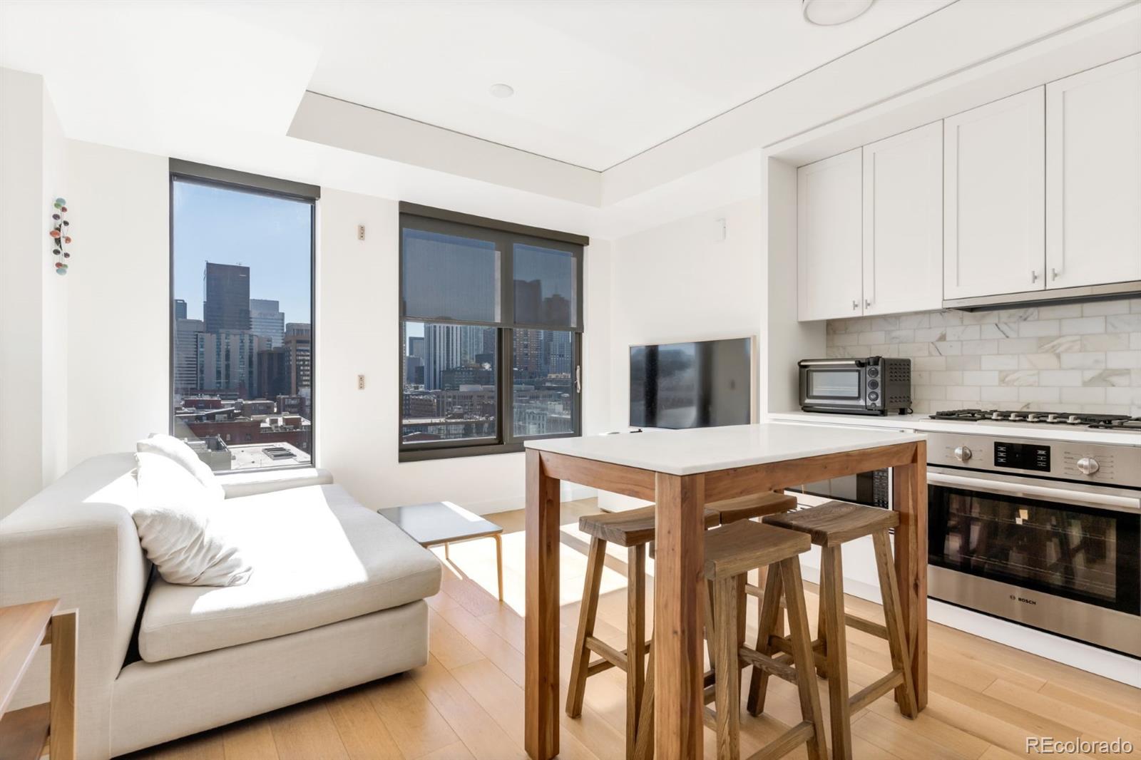 1750 Wewatta Street Unit: 1136