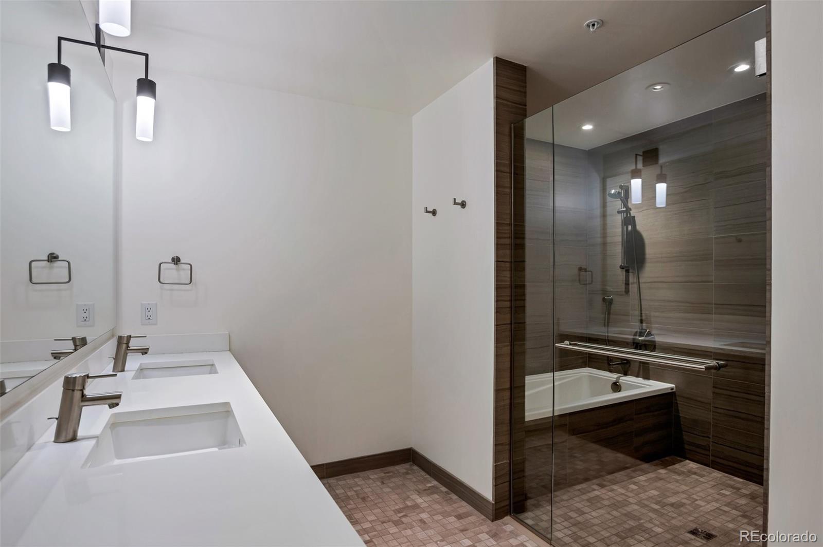 1750 Wewatta Street Unit: 1102