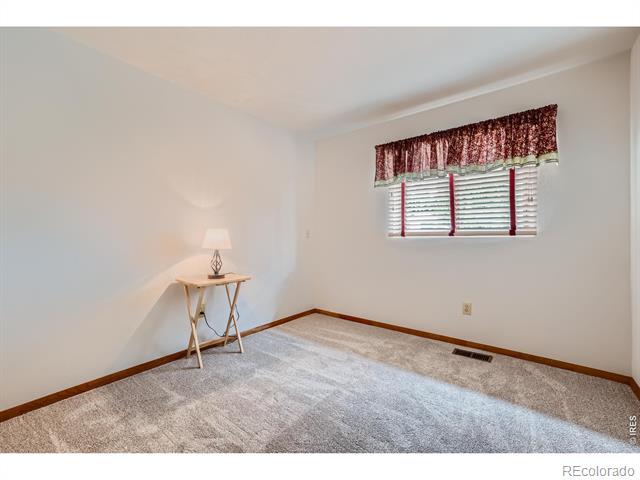 5535 Zapato Drive