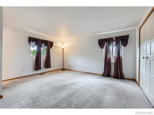 5535 Zapato Drive