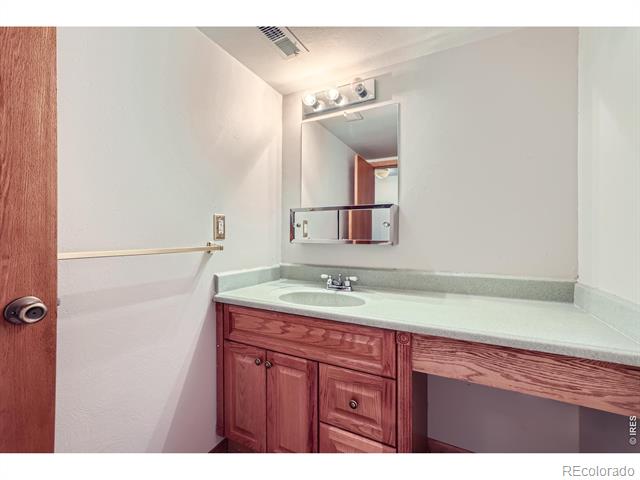 5535 Zapato Drive