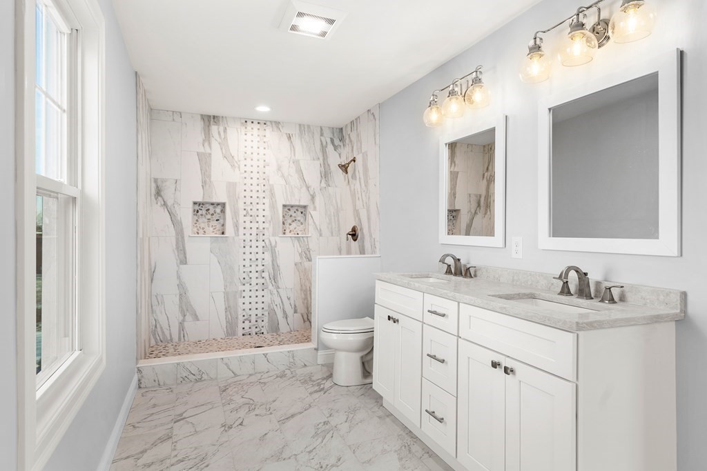 150 Sylvan Streeet Unit: 1