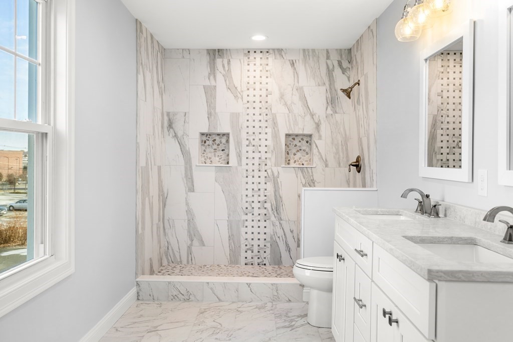 150 Sylvan Streeet Unit: 1