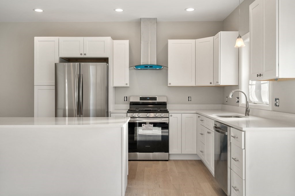 150 Sylvan Streeet Unit: 2