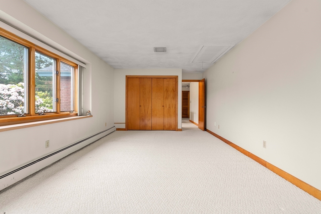 5 Norwood Pond Rd