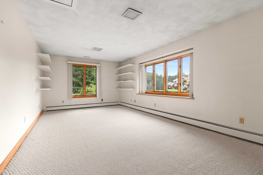 5 Norwood Pond Rd