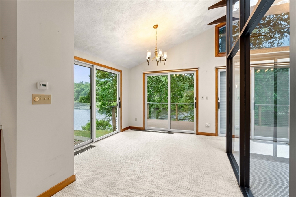 5 Norwood Pond Rd