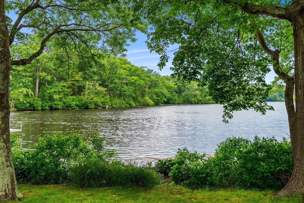 5 Norwood Pond Rd