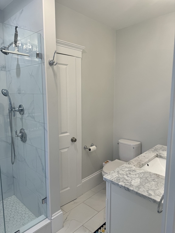 10 Fairview St # 1