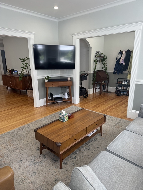 10 Fairview St # 1