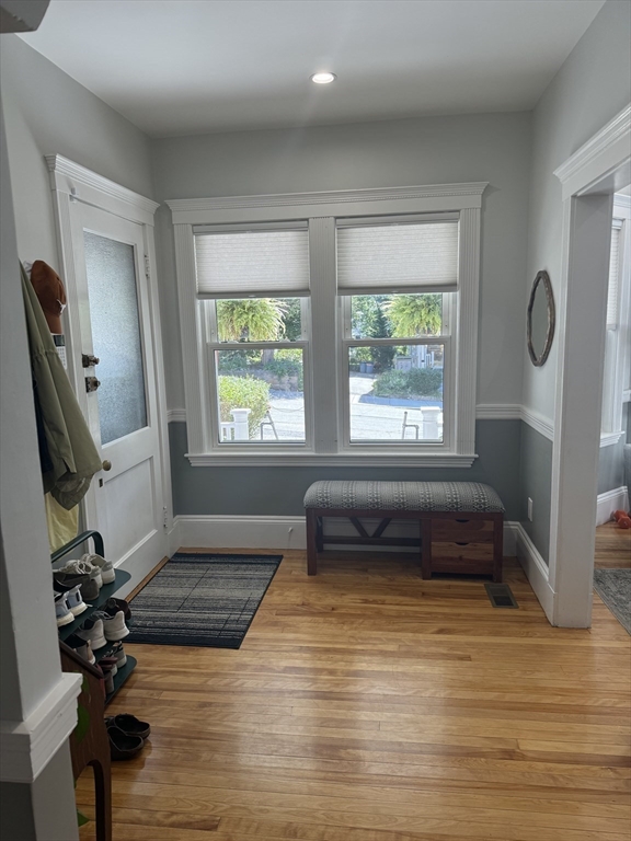 10 Fairview St # 1