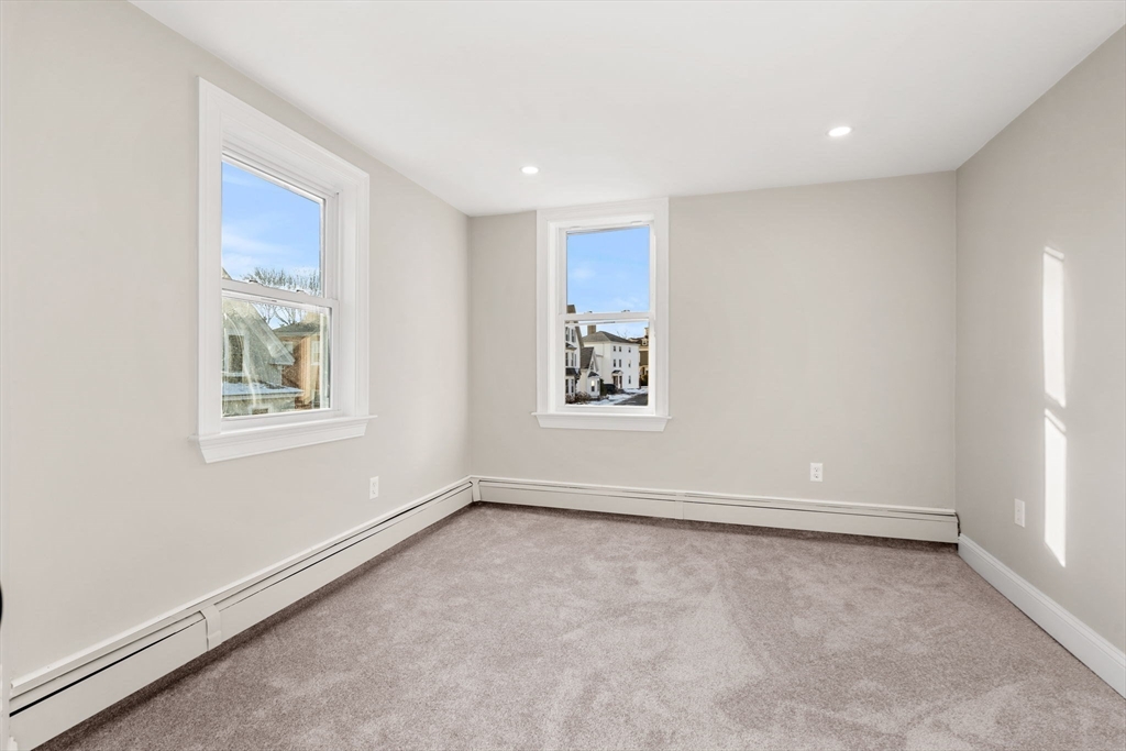 16 Union St